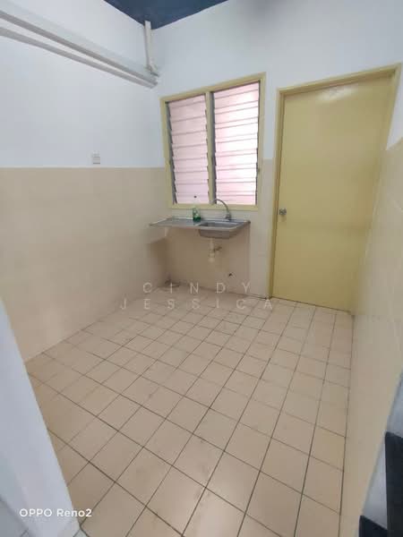 Apartment for Rent at Pangsapuri Mawar - Cindy Jessica - PropertyGuru.com.my