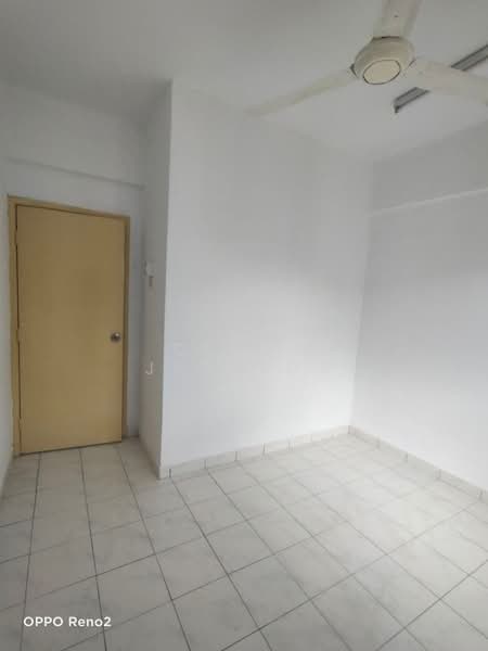 Apartment for Rent at Pangsapuri Mawar - Cindy Jessica - PropertyGuru.com.my