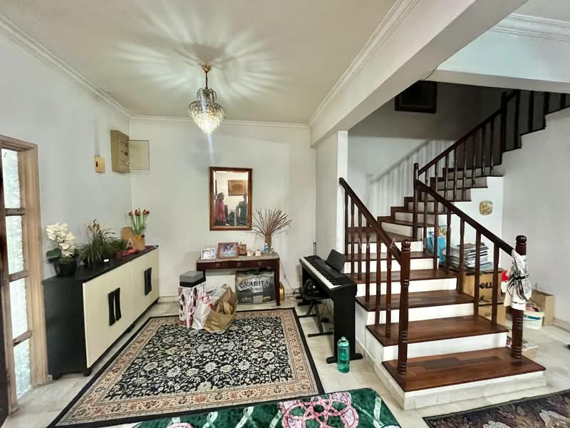 2-storey Terraced House for Sale in Bandar Sri Damansara (Selangor) - Ashraf Azwan - Living Room - PropertyGuru.com.my