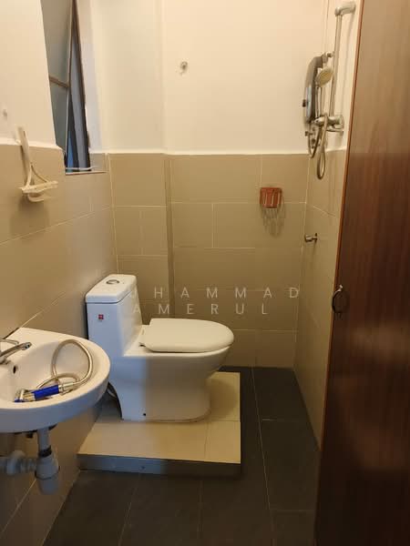 Condominium for Rent at Waizuri 2 - Muhammad Amerul - Bathroom - PropertyGuru.com.my