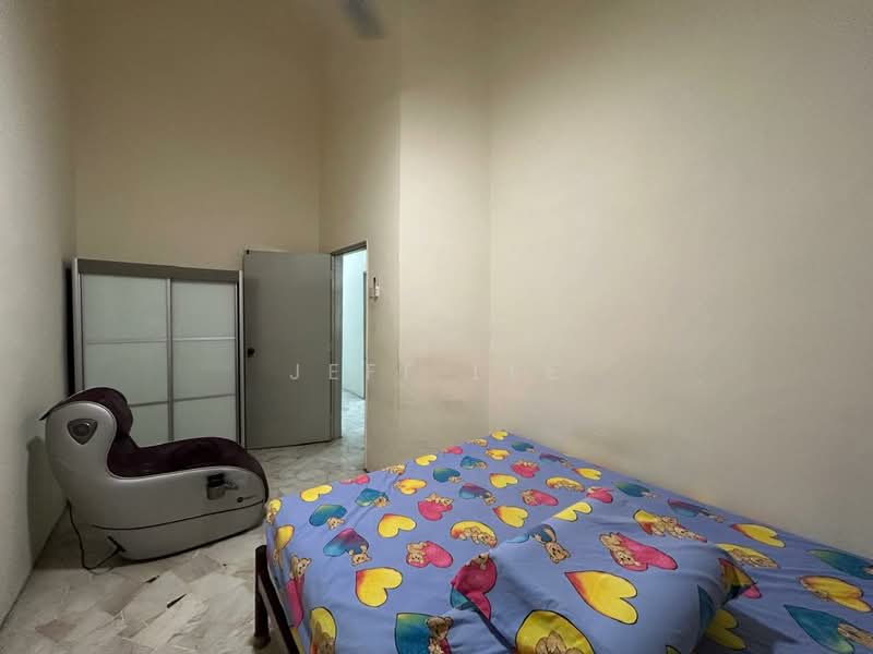 Rumah Teres 1 Tingkat untuk Dijual di Johor Bahru (Johor) - Jeff Lee - Bedroom - PropertyGuru.com.my