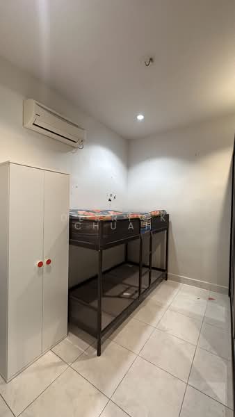 1.5-storey Terraced House for Sale in Taman Pelangi Indah (Ulu Tiram) - Derrick Chuah - Bedroom - PropertyGuru.com.my