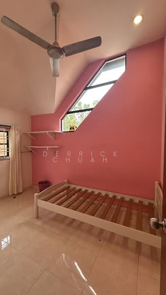 1.5-storey Terraced House for Sale in Taman Pelangi Indah (Ulu Tiram) - Derrick Chuah - Bedroom - PropertyGuru.com.my