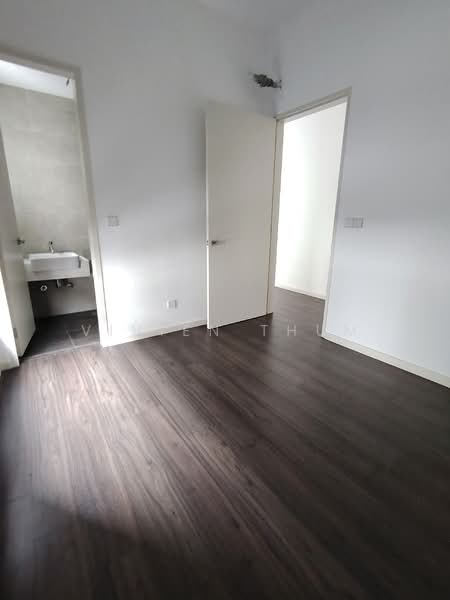 Semi-Detached House for Sale in Telok Panglima Garang (Selangor) - Vivien Thum - Bathroom - PropertyGuru.com.my
