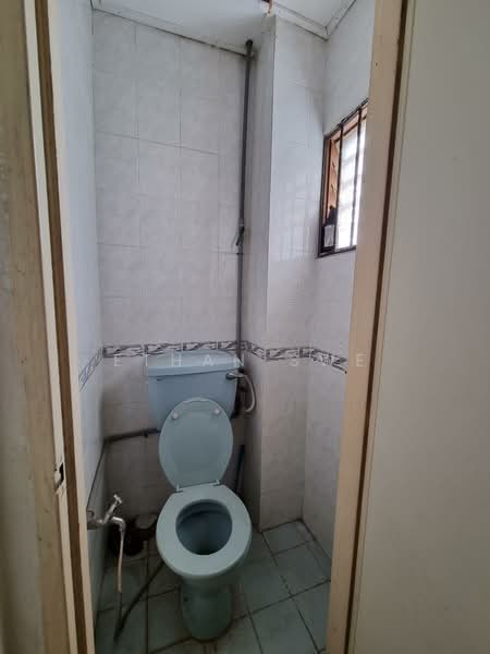 Rumah Teres 2 Tingkat untuk Dijual di Kota Damansara (Selangor) - Ethan Swe - Bathroom - PropertyGuru.com.my