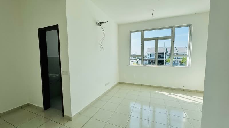 2-storey Terraced House for Sale in Setia Eco Gardens (Gelang Patah) - Jeff Lee - Interior - PropertyGuru.com.my