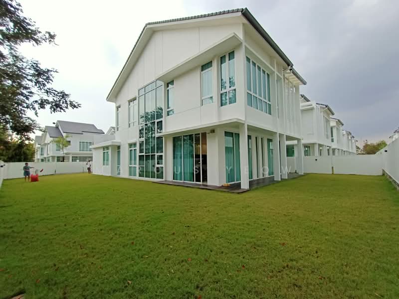 Semi-Detached House for Sale in Bandar Sri Sendayan (Negeri Sembilan) - Marcus Yeow - PropertyGuru.com.my