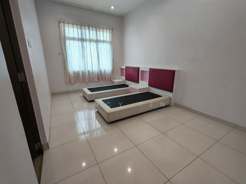 Semi-Detached House for Sale in Taman Sutera Utama (Skudai) - Jercy Ten - Bedroom - PropertyGuru.com.my