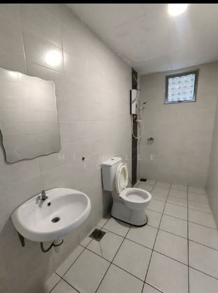Servis Apartment untuk Disewa di One South - Michelle Loke - Bathroom - PropertyGuru.com.my