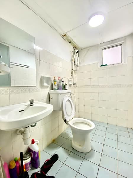Condominium for Sale at Pantai Hillpark 2 - Ashraf Azwan - Bathroom - PropertyGuru.com.my