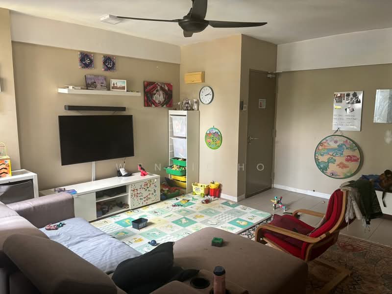 Apartment for Sale at Pangsapuri Alpinia - Wennie Ho - Living Room - PropertyGuru.com.my