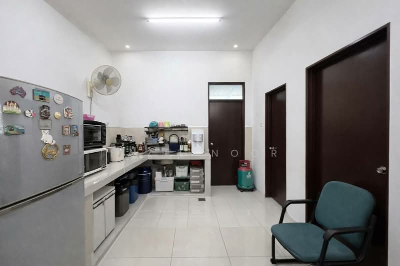 Terraced House for Sale in Sungai Buloh (Selangor) - Fazie Noor - Kitchen - PropertyGuru.com.my
