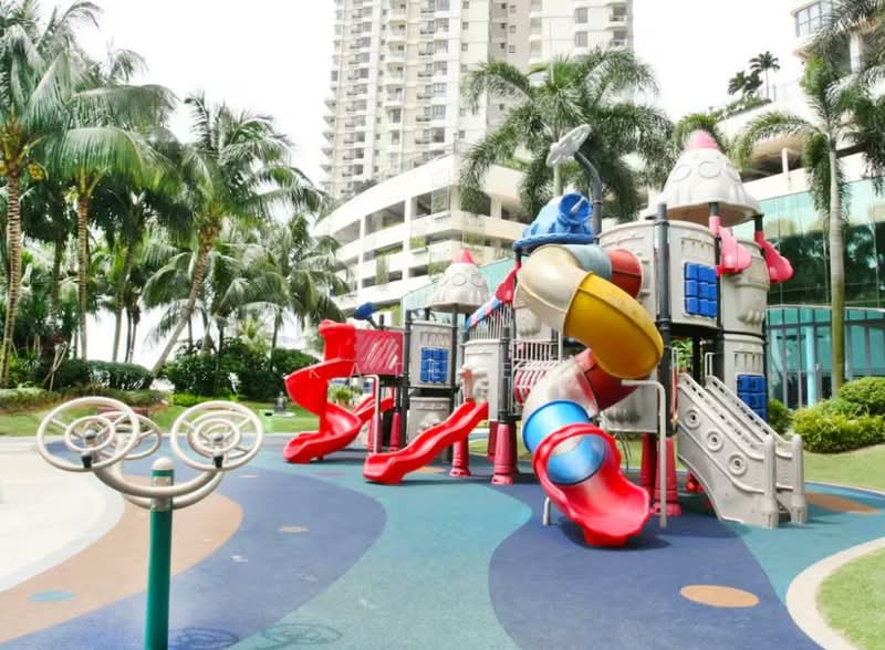 Kondominium untuk Dijual di Bay Point @ Country Garden Danga Bay - Kate Ee - Exterior - PropertyGuru.com.my