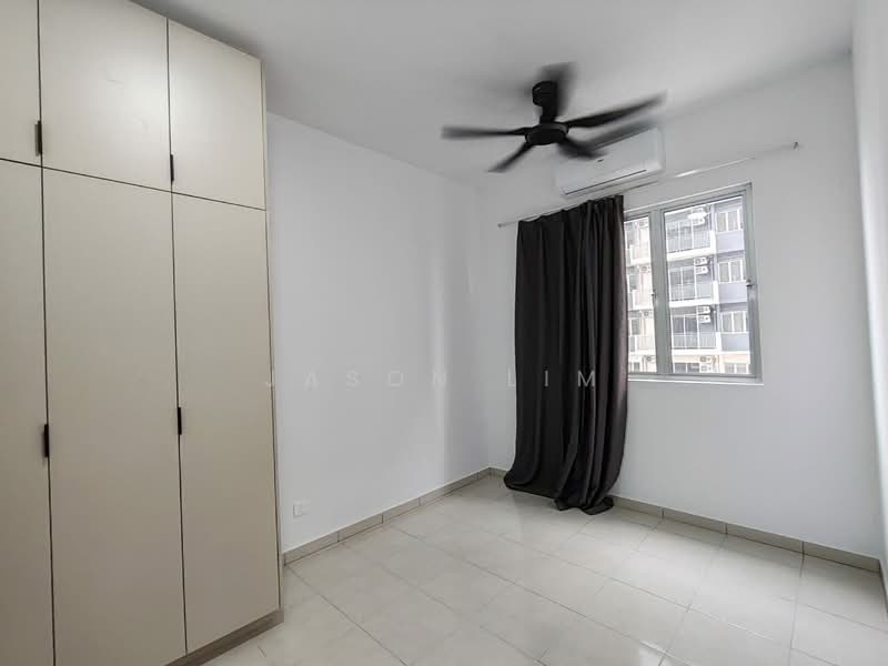 Kondominium untuk Disewa di Residensi Begonia - Jason Lim - Bedroom - PropertyGuru.com.my