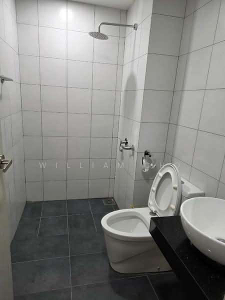 Servis Apartment untuk Disewa di Chambers - William Cho - Bathroom - PropertyGuru.com.my