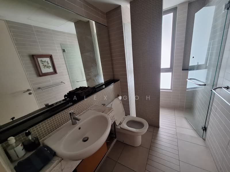 Condominium for Sale at 2 Hampshire - Alex Goh - Bathroom - PropertyGuru.com.my