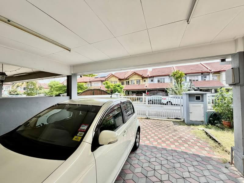 Rumah Teres 2 Tingkat untuk Dijual di Subang (Selangor) - Ashraf Azwan - Exterior - PropertyGuru.com.my