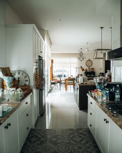 Semi-Detached House for Sale in Cyberjaya (Selangor) - Nor Azdlin Adnan - Kitchen - PropertyGuru.com.my