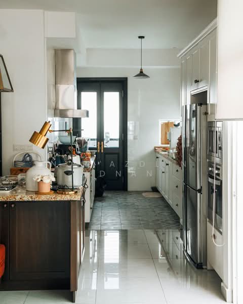 Semi-Detached House for Sale in Cyberjaya (Selangor) - Nor Azdlin Adnan - Kitchen - PropertyGuru.com.my