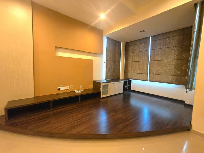 Rumah Berkembar untuk Disewa di Taman Majupadu (Kluang) - Grace Fan - Living Room - PropertyGuru.com.my