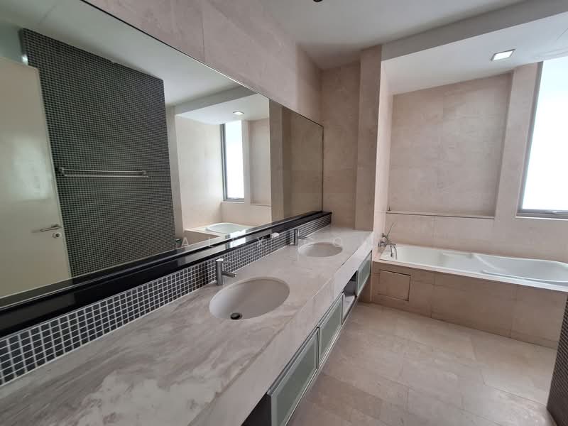 Condominium for Sale at 2 Hampshire - Alex Goh - Bathroom - PropertyGuru.com.my