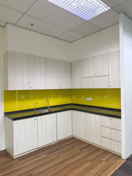 Office for Rent in Cyber 6 (Cyberjaya) - Mu'izz Halim - Kitchen - PropertyGuru.com.my