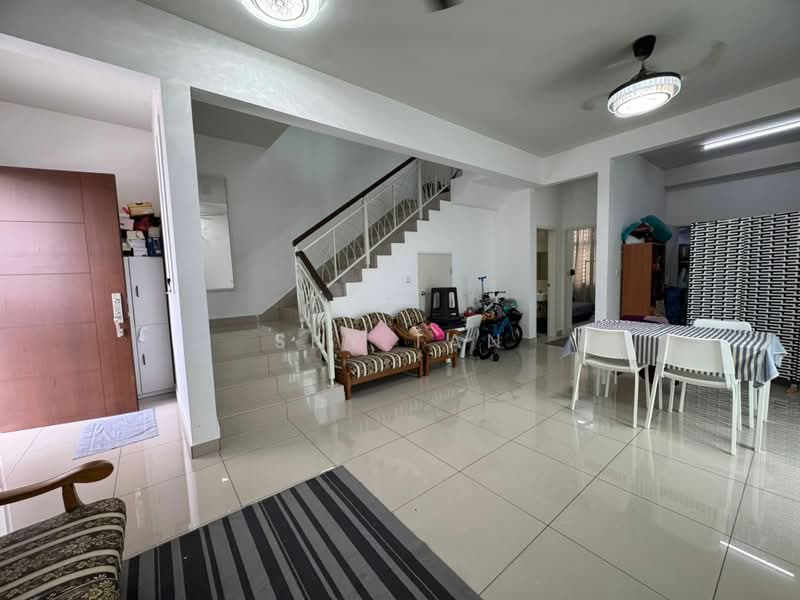 2-storey Terraced House for Sale in Taman Seri Austin (Tebrau) - Sky Tan - Living Room - PropertyGuru.com.my