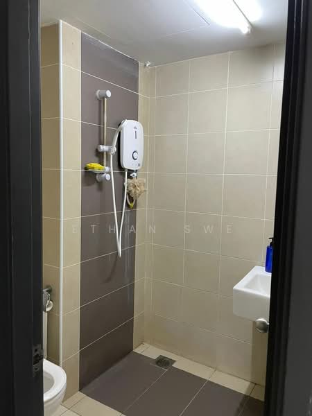 Condominium for Sale at Casa Tropicana - Ethan Swe - Bathroom - PropertyGuru.com.my