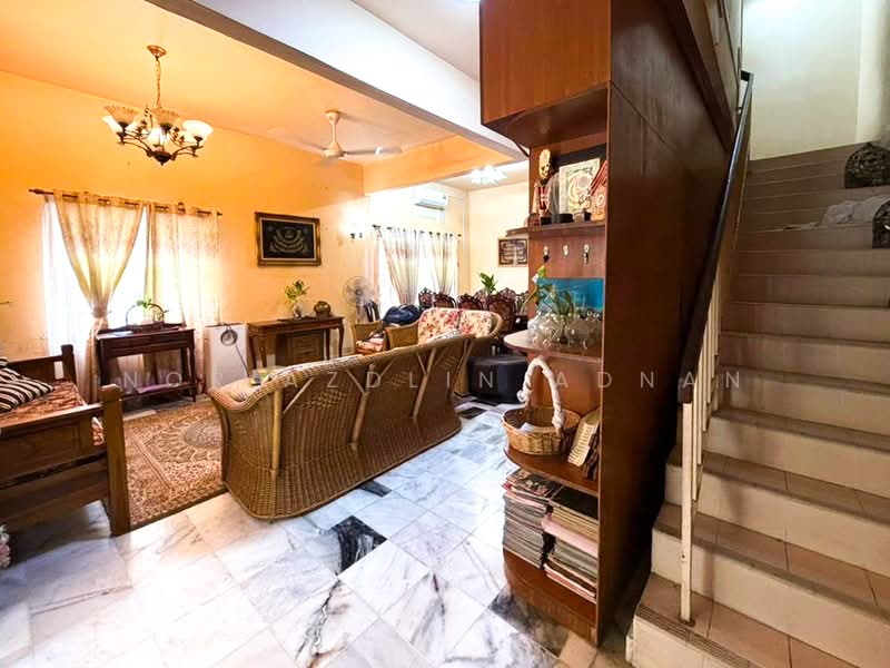 Rumah Teres 2 Tingkat untuk Dijual di Taman Mas 3 (Cheras) - Nor Azdlin Adnan - Living Hall - PropertyGuru.com.my