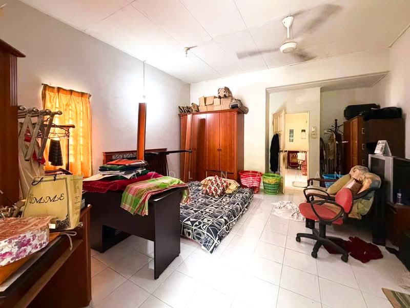 Rumah Teres 2 Tingkat untuk Dijual di Taman Mas 3 (Cheras) - Nor Azdlin Adnan - Bedroom - PropertyGuru.com.my