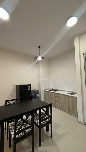 Service Residence for Rent at Core Soho Suite - Low Kok Pin - Kitchen - PropertyGuru.com.my