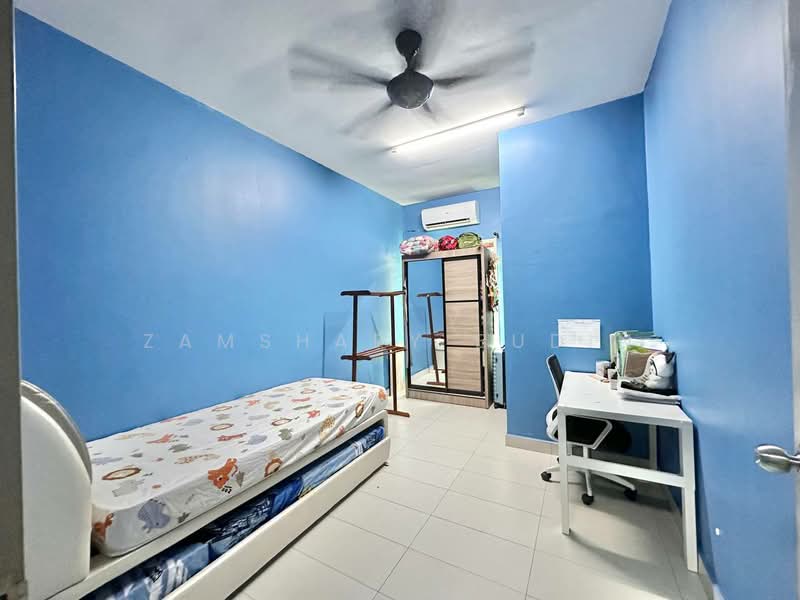 2-storey Terraced House for Sale in Telok Panglima Garang (Selangor) - Zamshary Budin - Bedroom - PropertyGuru.com.my
