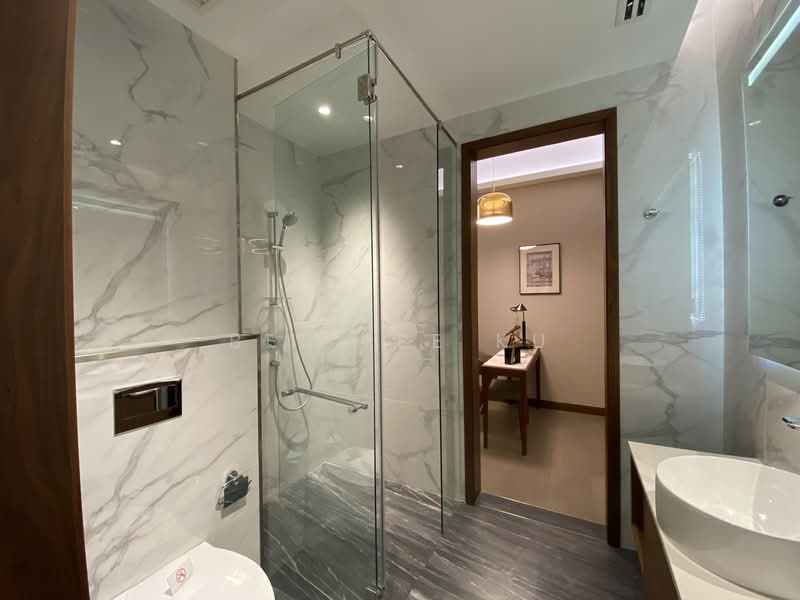 Service Residence for Sale at Core Residence @ TRX - Bee Lee Ku - Bathroom - PropertyGuru.com.my