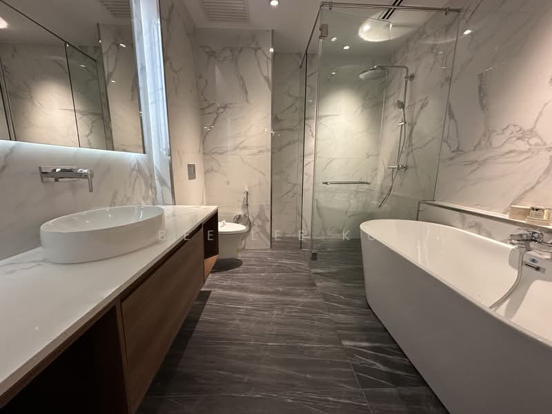 Service Residence for Sale at Core Residence @ TRX - Bee Lee Ku - Bathroom - PropertyGuru.com.my