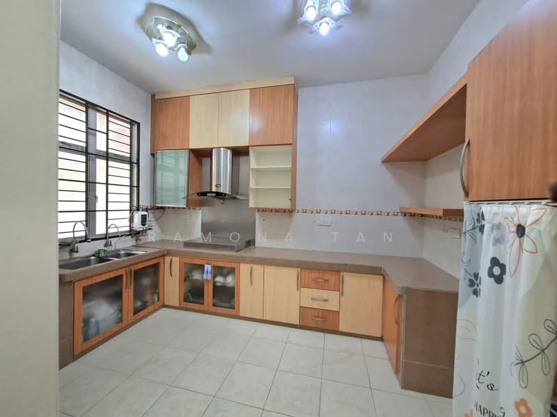 Rumah Teres 2 Tingkat untuk Dijual di Taman Semabok Perdana (Semabok) - Ramona Tan - Kitchen - PropertyGuru.com.my