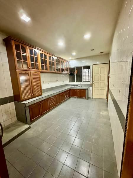 2-storey Terraced House for Sale in Sungai Buloh (Selangor) - Jay Yong - Kitchen - PropertyGuru.com.my