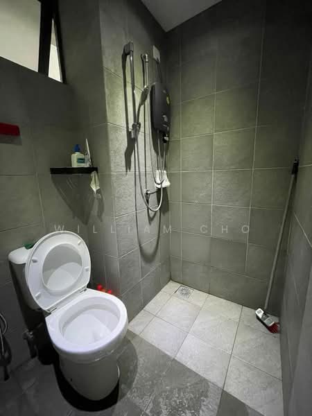 Kondominium untuk Disewa di Sky Awani Residensi 2 - William Cho - Bathroom - PropertyGuru.com.my