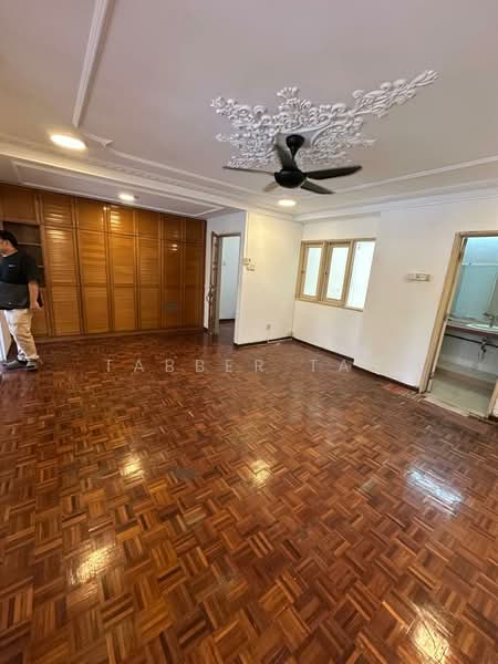 2-storey Terraced House for Rent in Taman Bukit Desa (Taman Desa) - Tabber Tan - Living Room - PropertyGuru.com.my