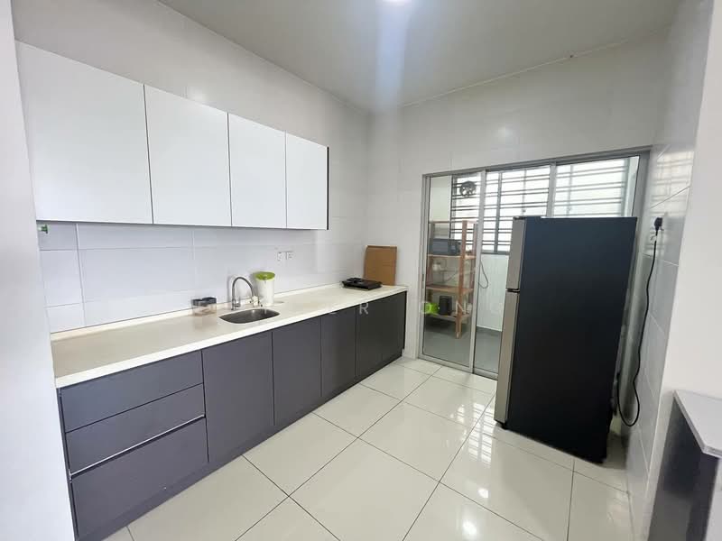 Condominium for Sale at Spring Avenue (Kuchai Damai) - Esther Ong - Kitchen - PropertyGuru.com.my