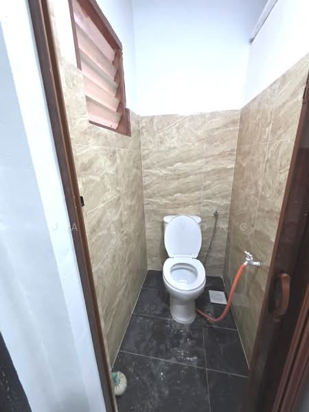 2-storey Terraced House for Sale in Taman Air Biru (Pasir Gudang) - Janice Yong - Bathroom - PropertyGuru.com.my