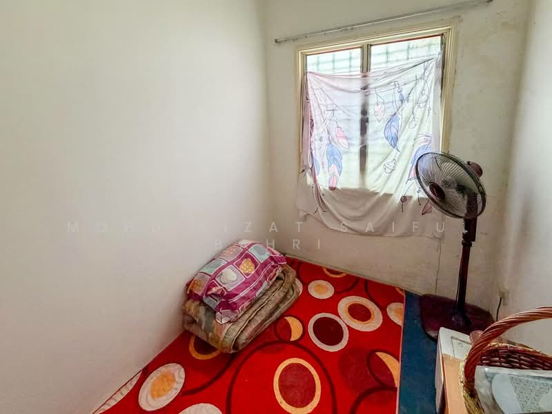 Rumah Teres 2 Tingkat untuk Dijual di Jenjarom (Selangor) - Mohd Aizat Saiful Bahri - Bedroom - PropertyGuru.com.my