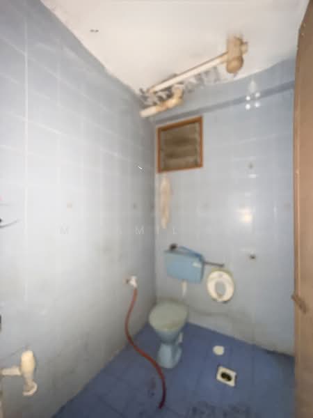 Apartment for Sale at Apartment Flora - M Jamil Ali - Bathroom - PropertyGuru.com.my