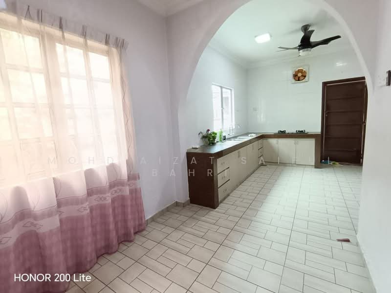 Bungalow for Sale in Nilai (Negeri Sembilan) - Mohd Aizat Saiful Bahri - Kitchen - PropertyGuru.com.my