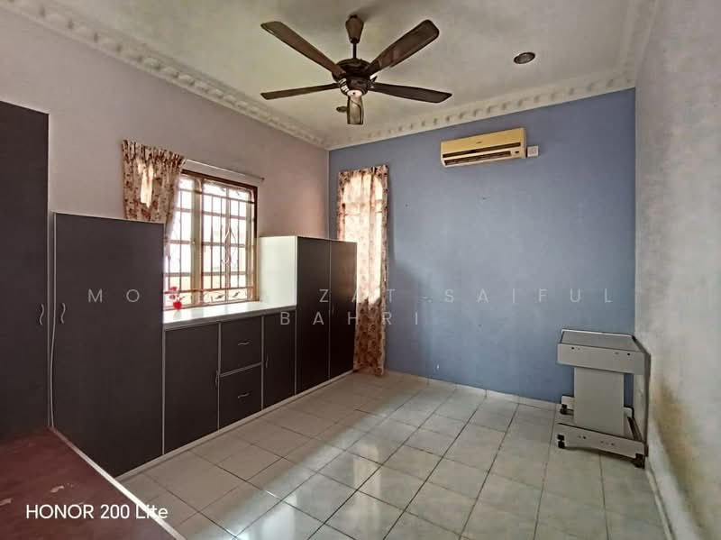 Bungalow for Sale in Nilai (Negeri Sembilan) - Mohd Aizat Saiful Bahri - Bedroom - PropertyGuru.com.my
