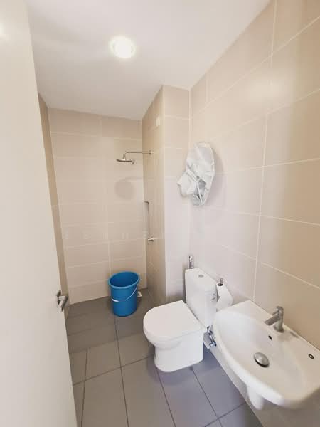 Townhouse for Sale in 16 Sierra (Puchong) - Esther Ong - Bathroom - PropertyGuru.com.my