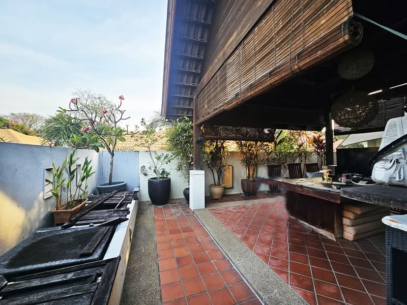 Rumah Berkembar untuk Dijual di Pulau Tikus (Penang) - Eiffel Huam - Exterior - PropertyGuru.com.my