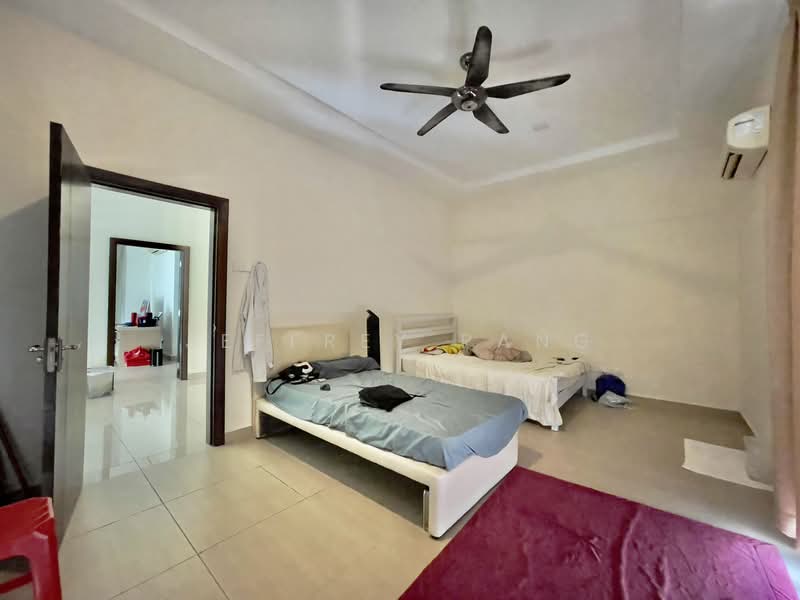 Semi-Detached House for Sale in Taman Sinar Mahkota (Cheras) - Jeffrey Pang - Bedroom - PropertyGuru.com.my