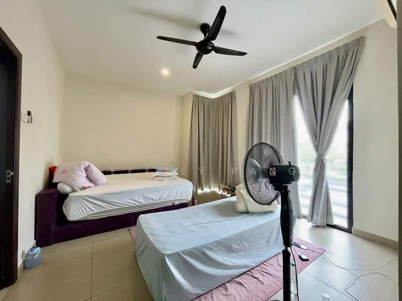Semi-Detached House for Sale in Taman Sinar Mahkota (Cheras) - Jeffrey Pang - Bedroom - PropertyGuru.com.my