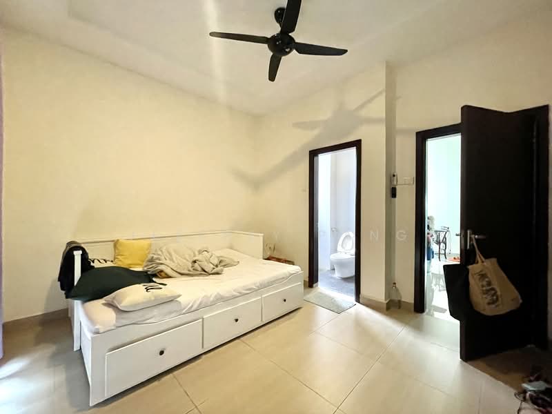 Semi-Detached House for Sale in Taman Sinar Mahkota (Cheras) - Jeffrey Pang - Bedroom - PropertyGuru.com.my