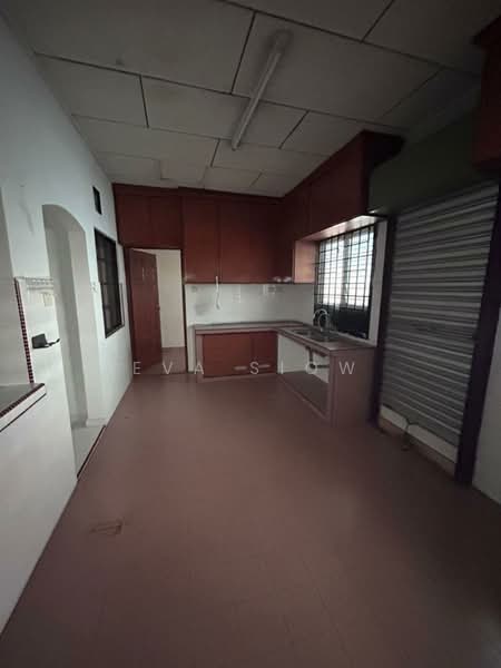 Commercial Land for Rent in Taman Pelangi (Johor Bahru) - Eva Siow - Kitchen - PropertyGuru.com.my